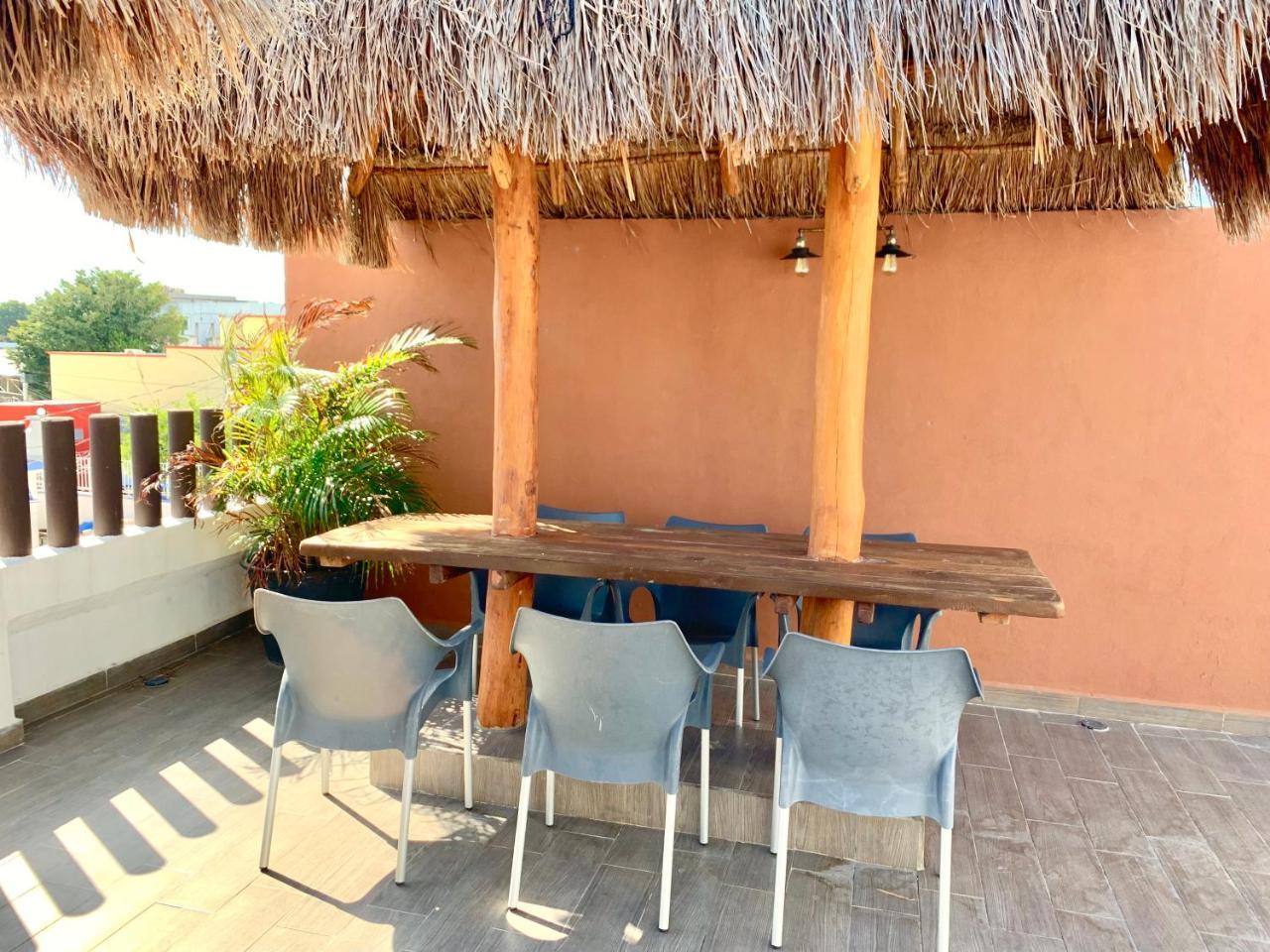 Cocos Cancún Exterior foto